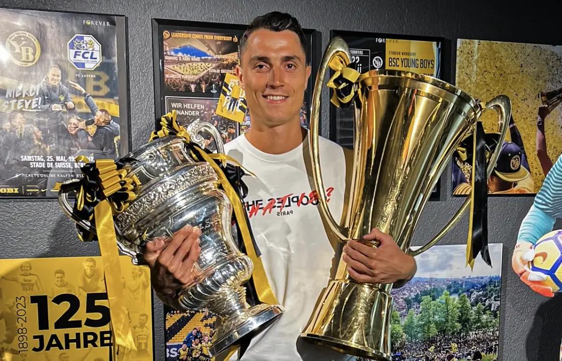 Vincent Sierro a gagné trois trophées en 2022/2023 !