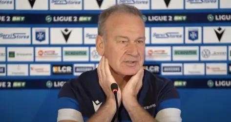 Jean-Marc Furlan (AJA) : "Difficile de ne pas s'exprimer sans être en colère, si on finit à 11, on peut peut-être renverser le match"