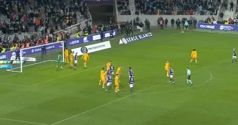 En vidéo : le résumé du match nul du TFC contre Rodez (1-1)
