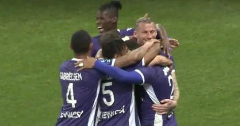 "Je tente la victoire de Toulouse par 1 but d'écart à 3,42", les cotes du match TFC - Grenoble pour bien parier
