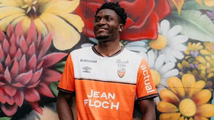 Officiel : Nathaniel Adjei a signé à Lorient