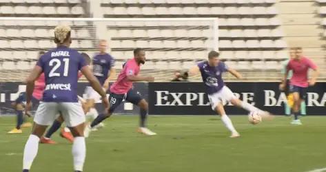 Paris FC 2-2 TFC : Le résumé vidéo de la rencontre (avec le superbe but de Rhys Healey)
